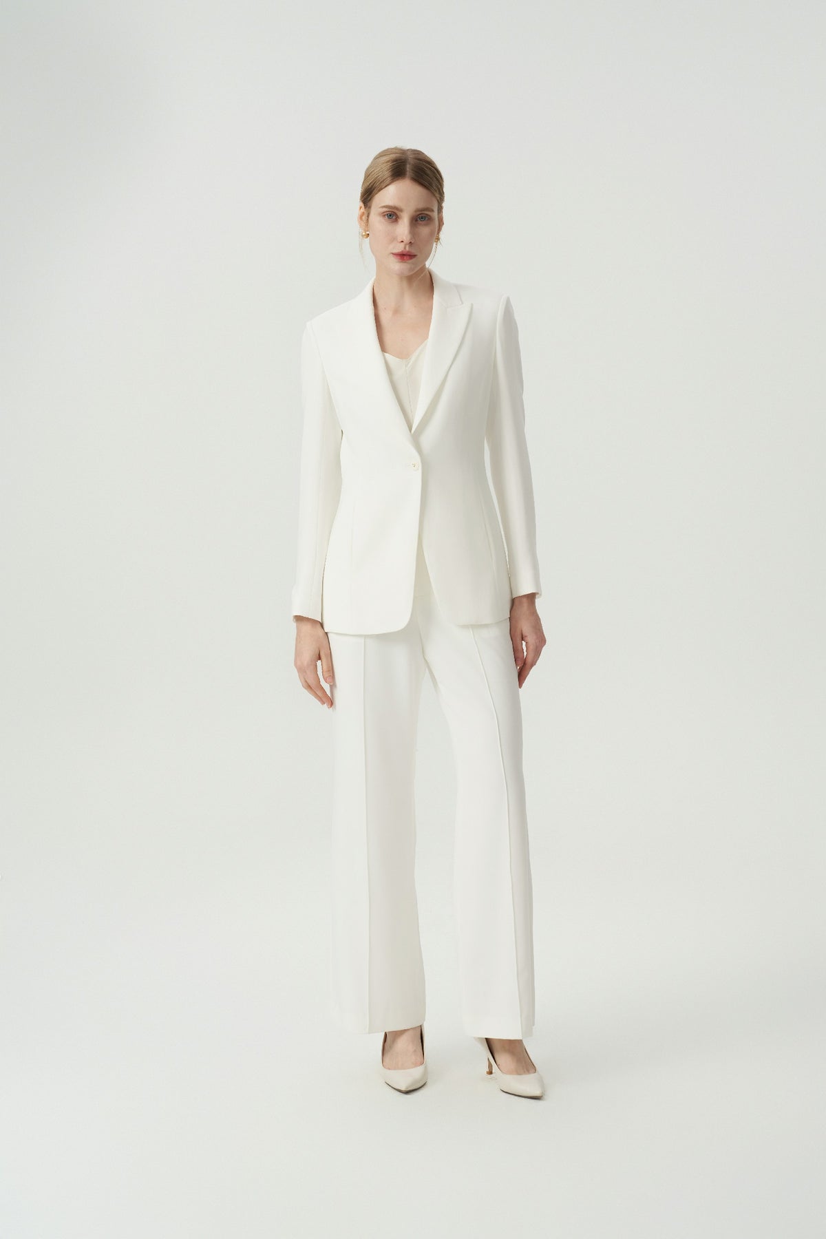 EV LéSuit™ White Single-breasted One-button Blazer Styling