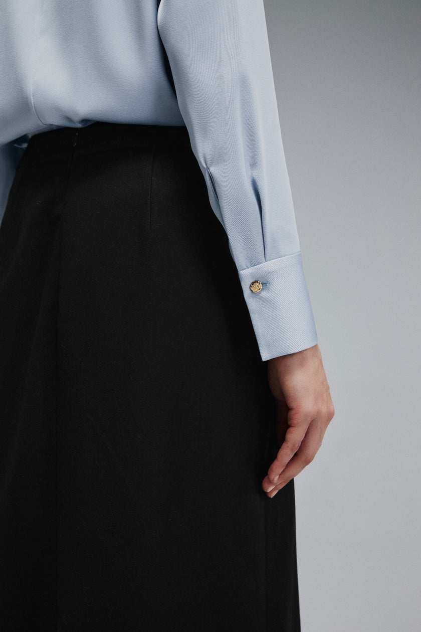 EV Sush™ Riva Glacial Blue Ruched V-neck Shirt