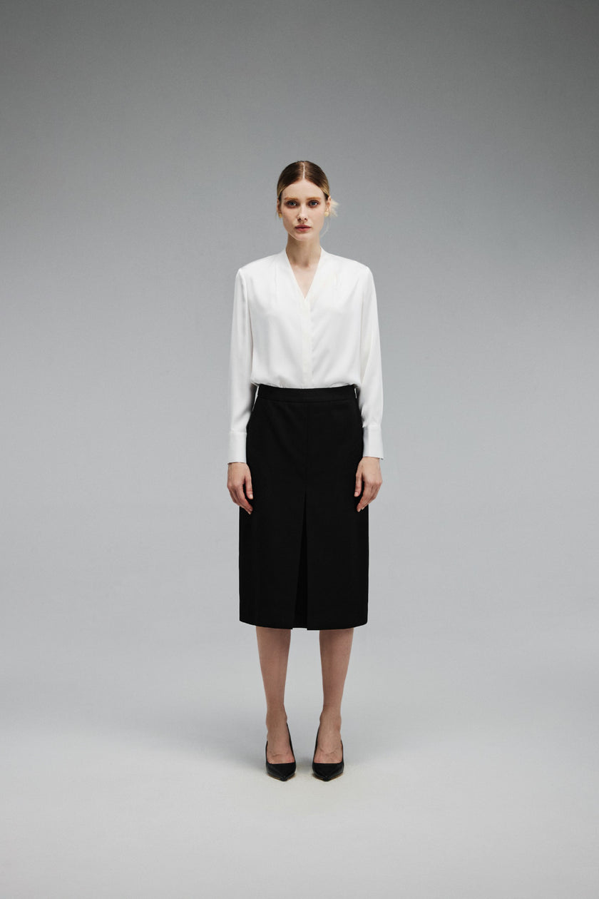 EV Sush™ Riva White Ruched V-neck Shirt