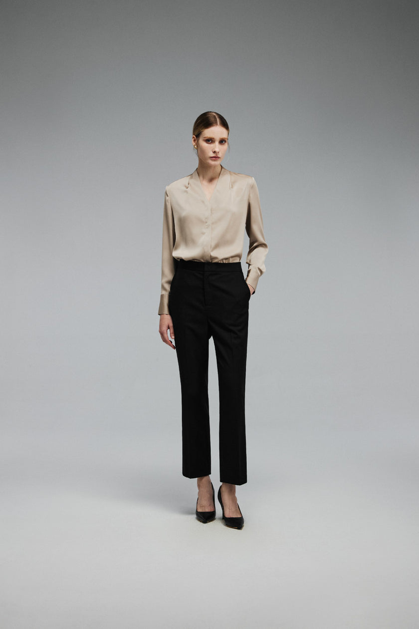 EV Sush™ Riva Champagne Ruched V-neck Shirt