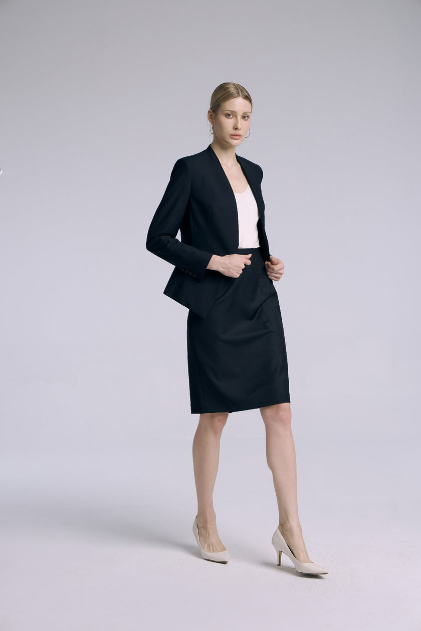 EV LéSuit™ Yale Black Collarless Blazer