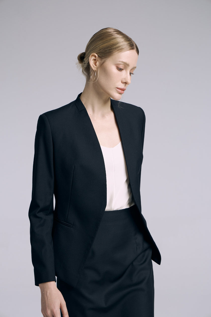 EV LéSuit™ Yale Black Collarless Blazer