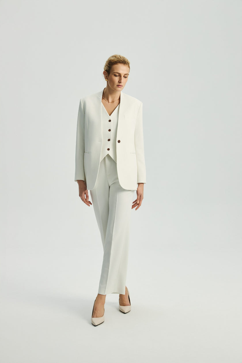 EV LéSuit™ White Removable Inner Vest Blazer