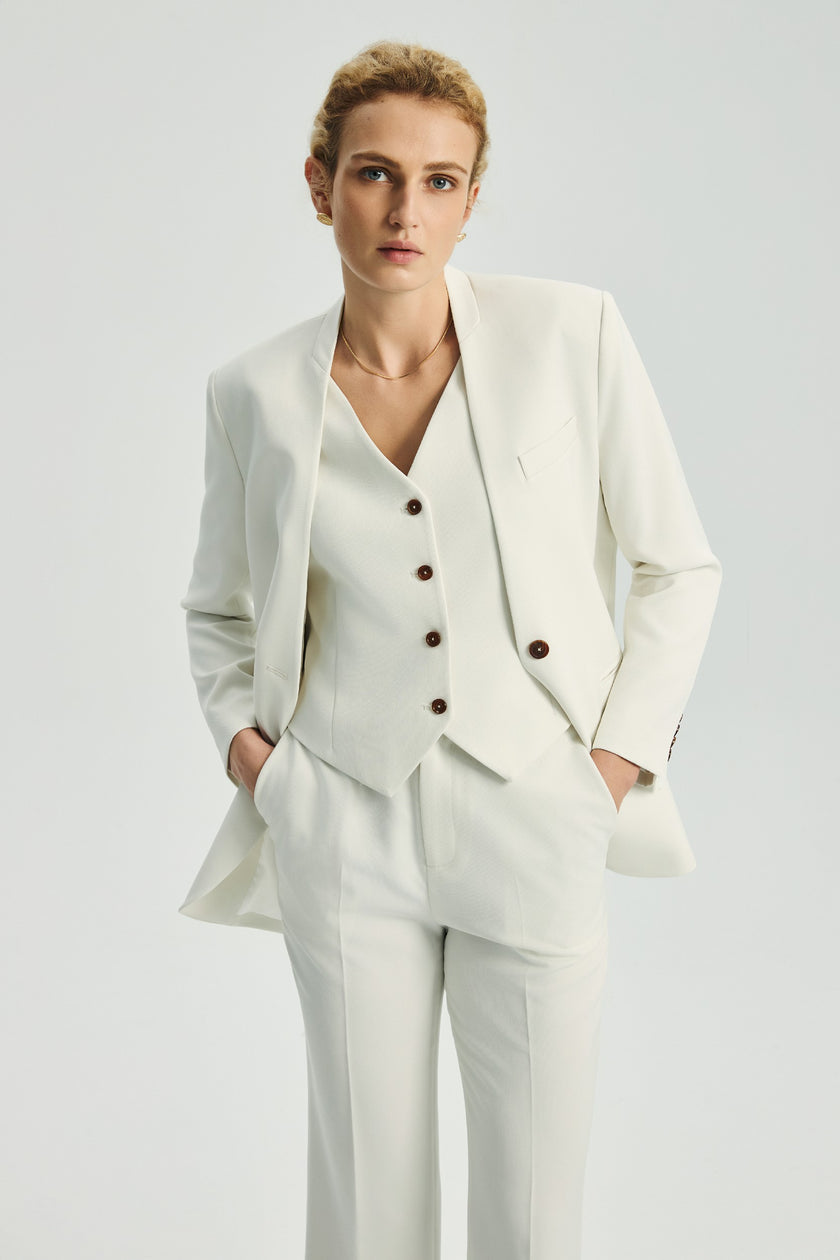 EV LéSuit™ White Removable Inner Vest Blazer