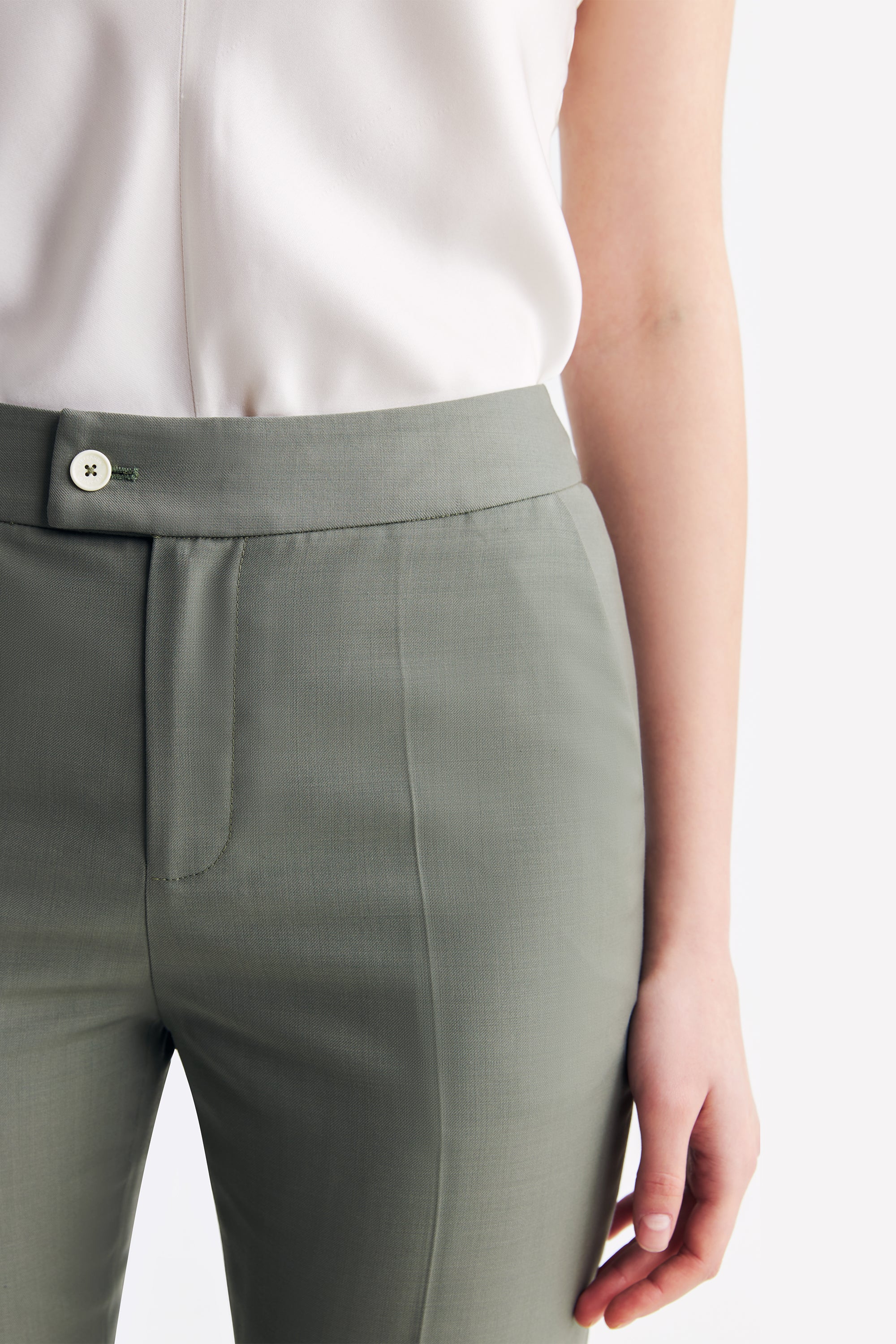 TieForHer - LC ELENA™ Tailored Slim-fit Cropped Trousers - Cinnamon Green - Trouser