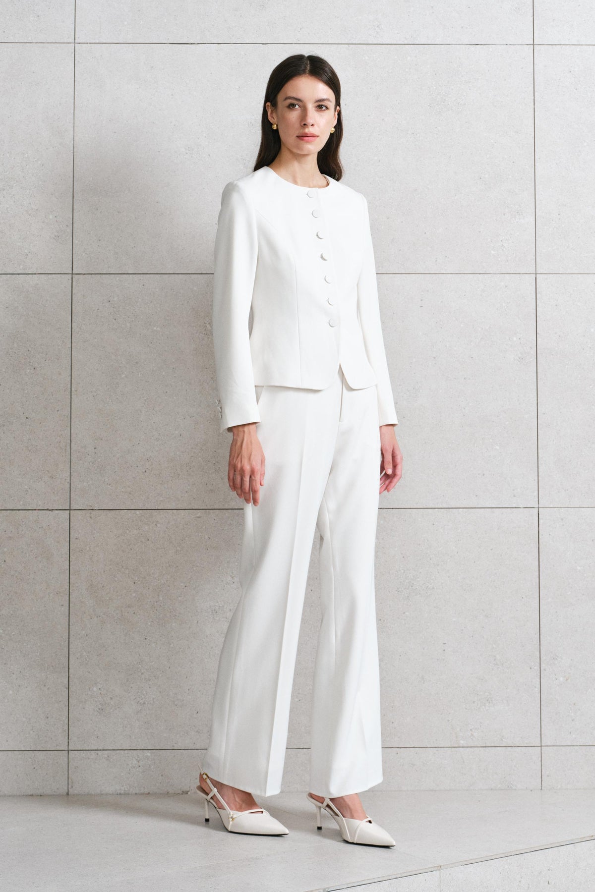 EV LéJac™ Piana White Single-breasted Seven-button Jacket Styling