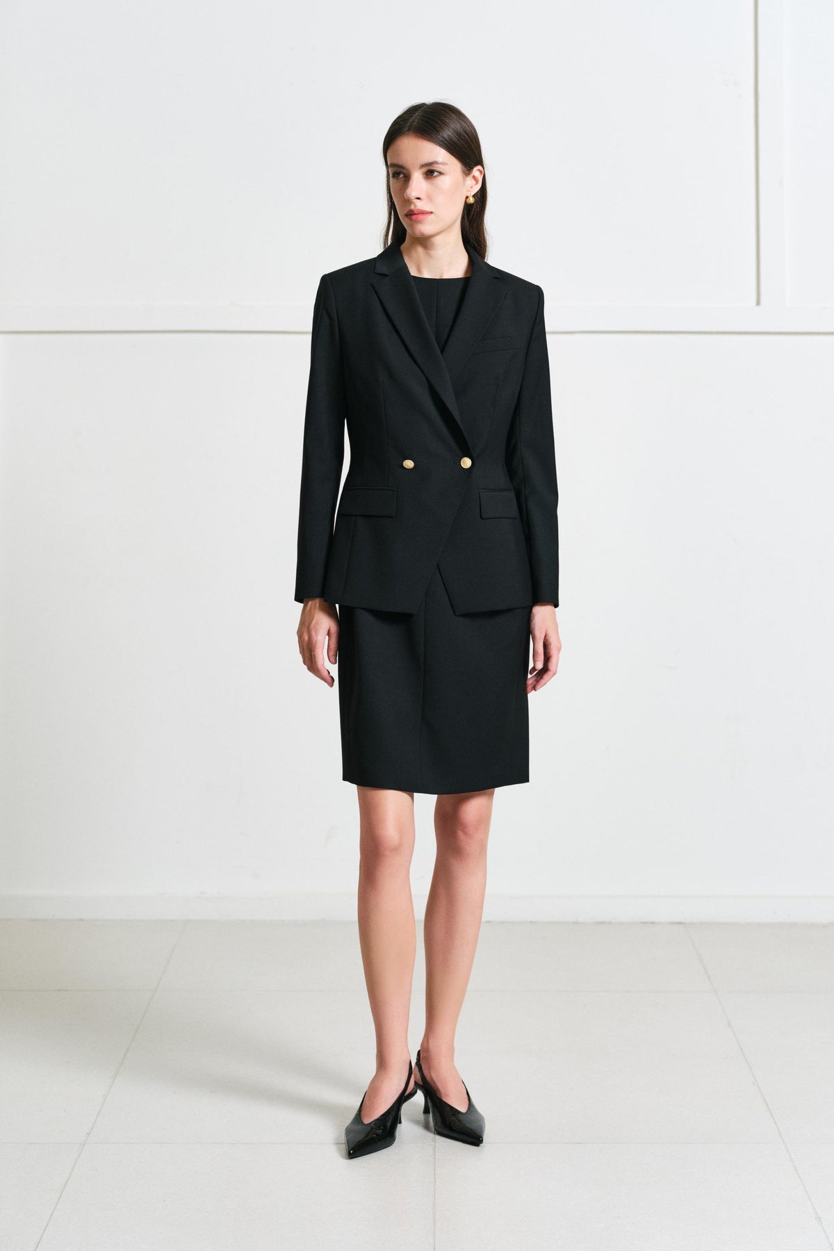 EV LéSuit™ Harvard Black Double-breasted Two-button Blazer Styling