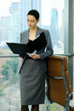 EV LéSuit™ Yale Gray Collarless Blazer