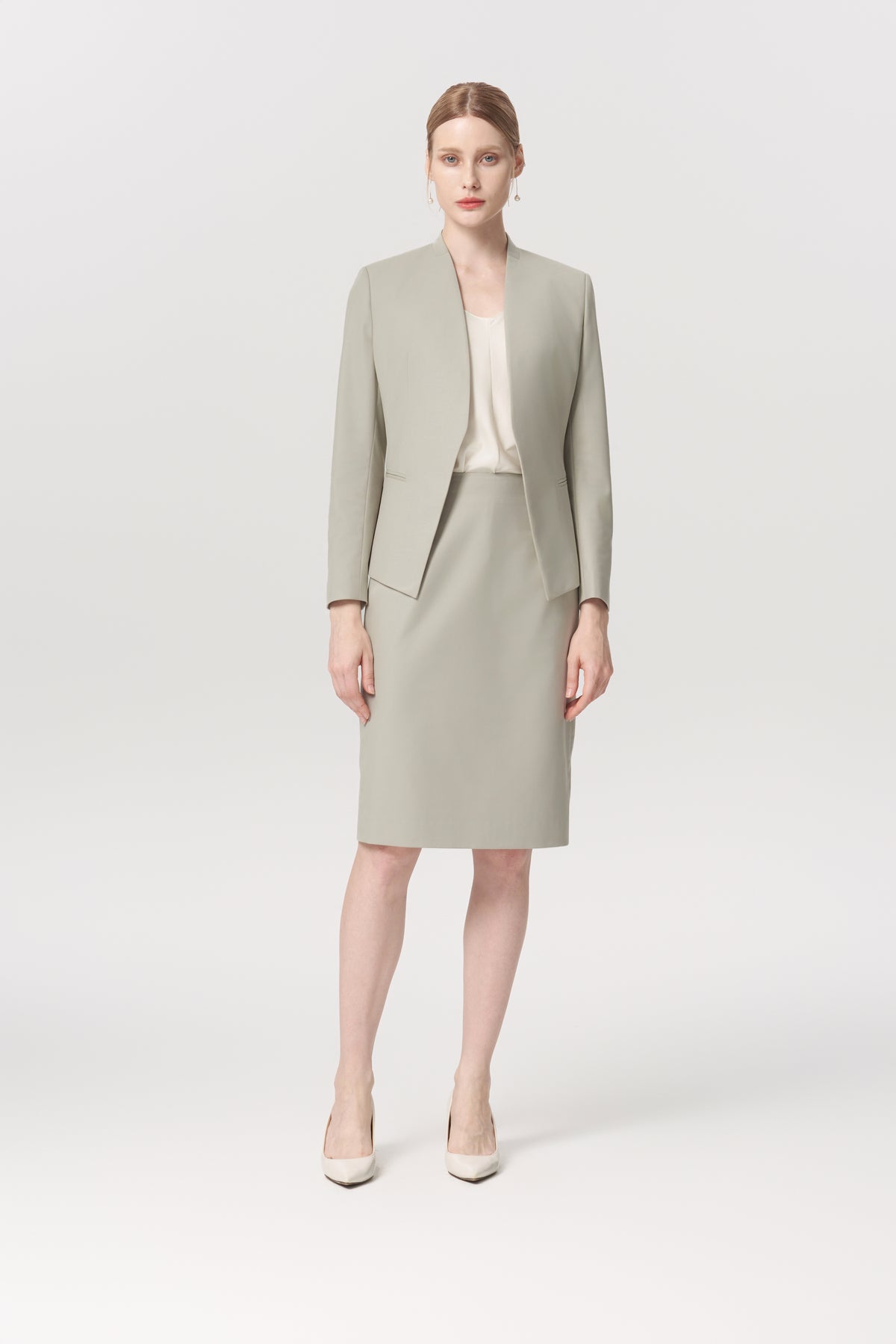 EV LéSuit™ Yale Oatmeal Collarless Blazer Styling